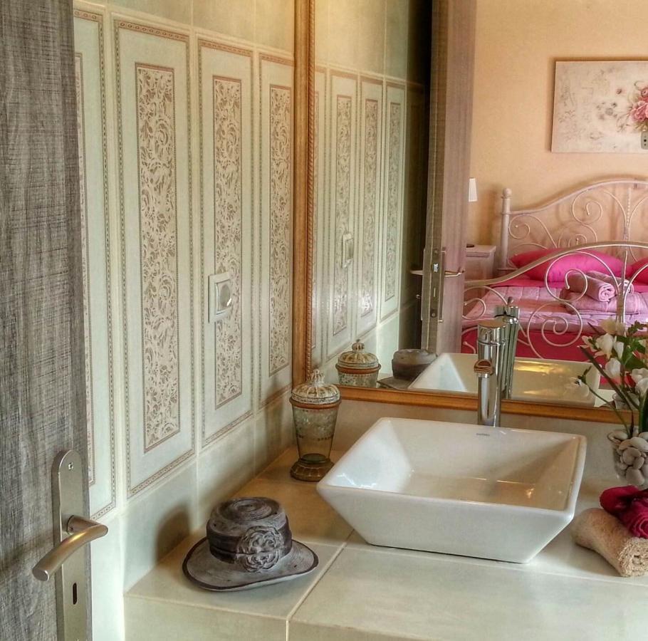 Villa Cottage Kantrillies Fokata Ngoại thất bức ảnh