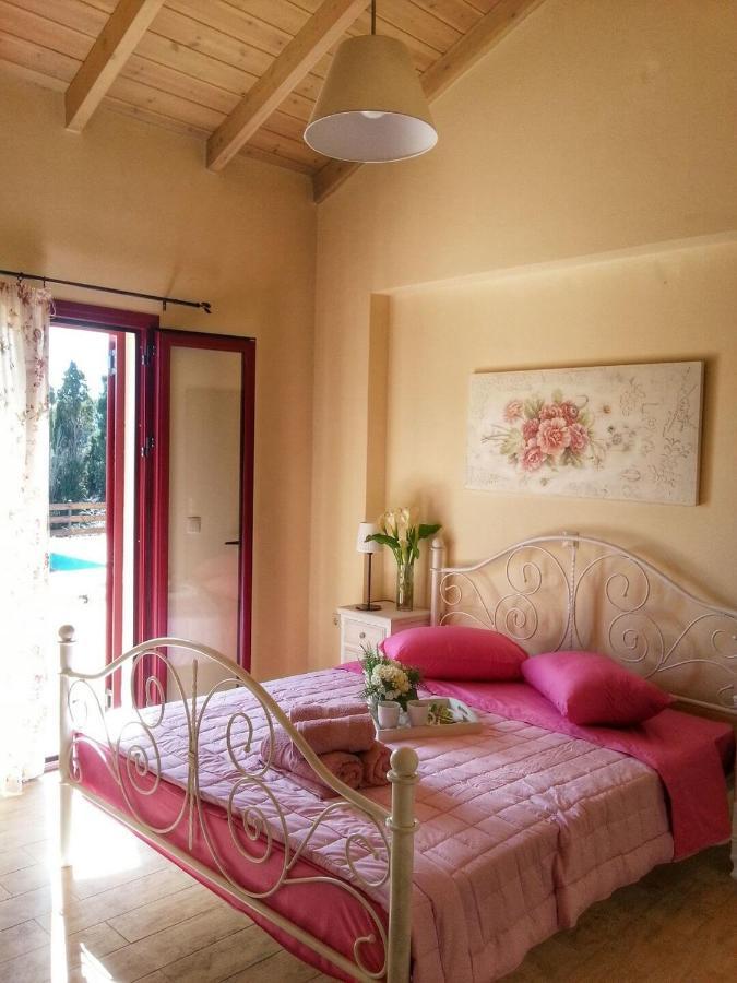 Villa Cottage Kantrillies Fokata Ngoại thất bức ảnh